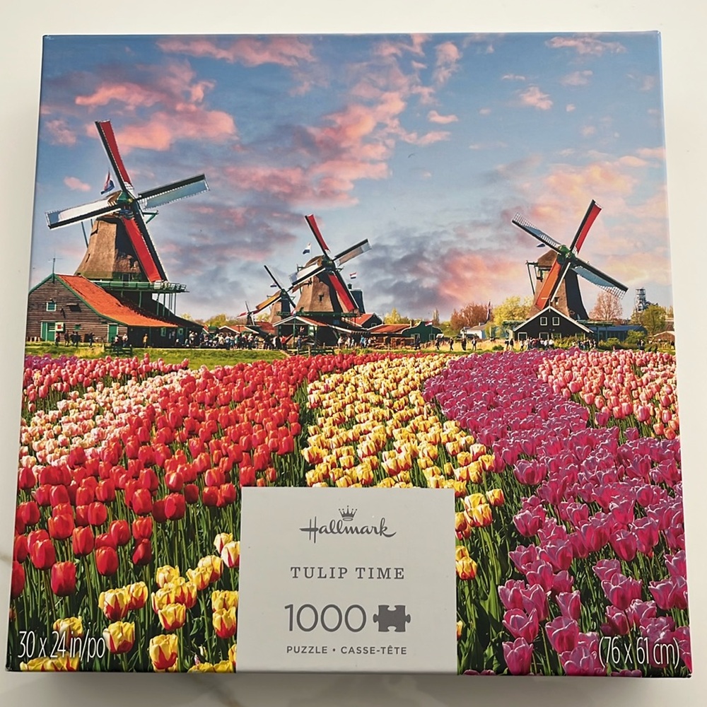 Hallmark tulip time 1000 piece puzzle